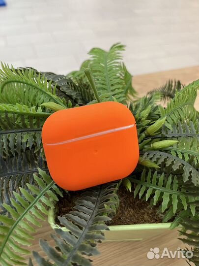 Чехол силиконовый на AirPods 3