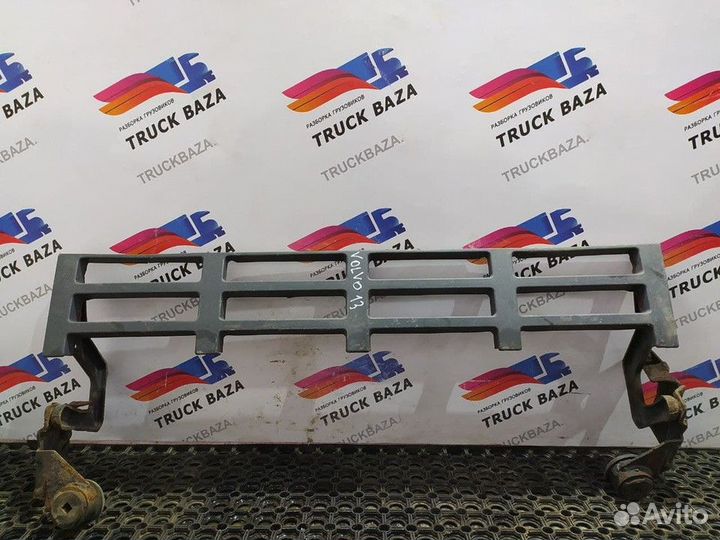 Подножка обслуживания передняя