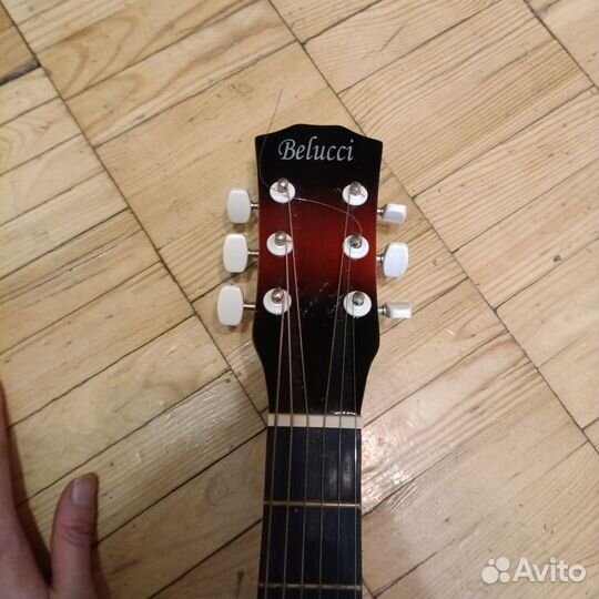 Акустическая гитара belucci