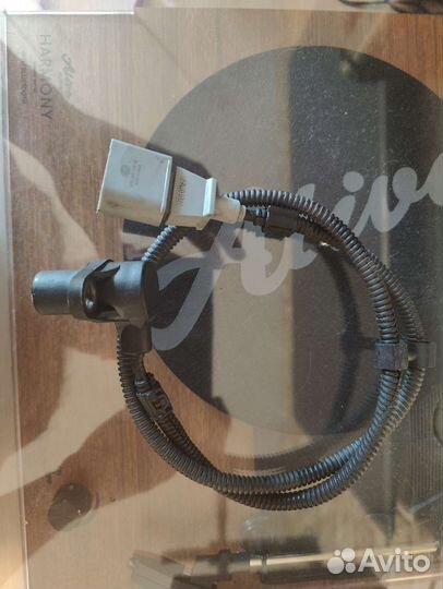 Датчик положения коленвала VW Passat b5+ 1.8T