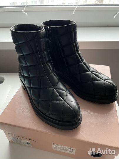 Зимние ботинки женские эконика