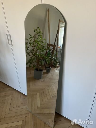 Зеркало настенное