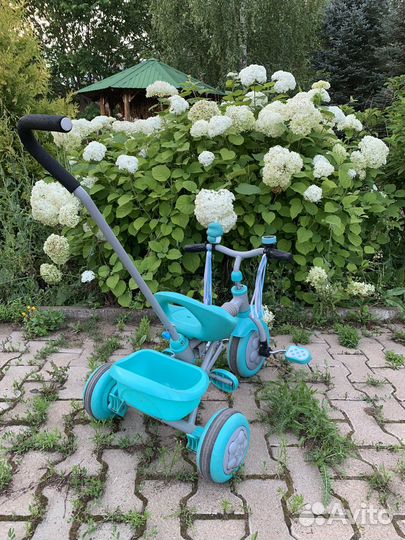 Детский трехколесный велосипед