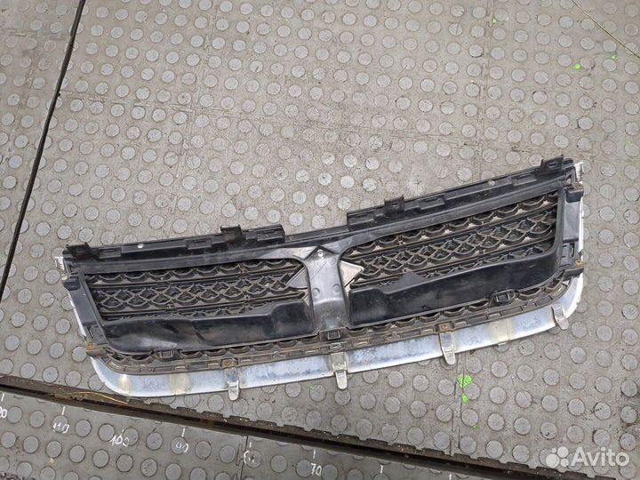 Решетка радиатора Suzuki Grand Vitara