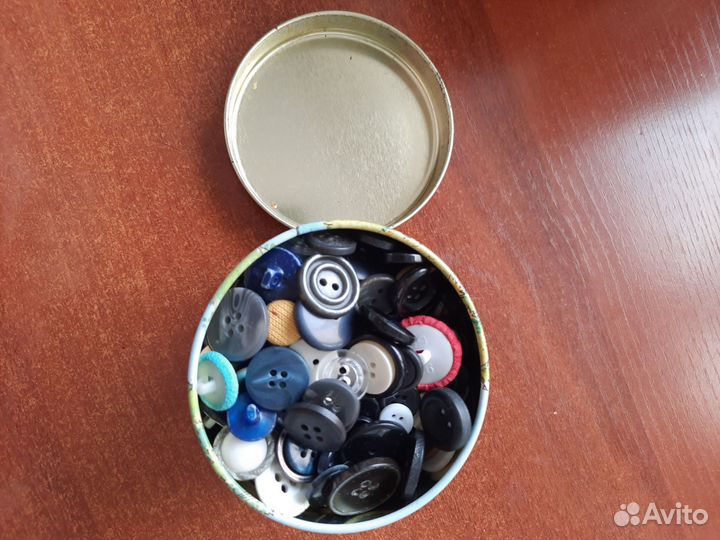 Пуговицы