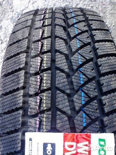 DoubleStar DW02 245/50 R18 104T