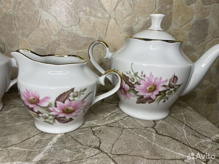 Предметы чайного сервиза Рига