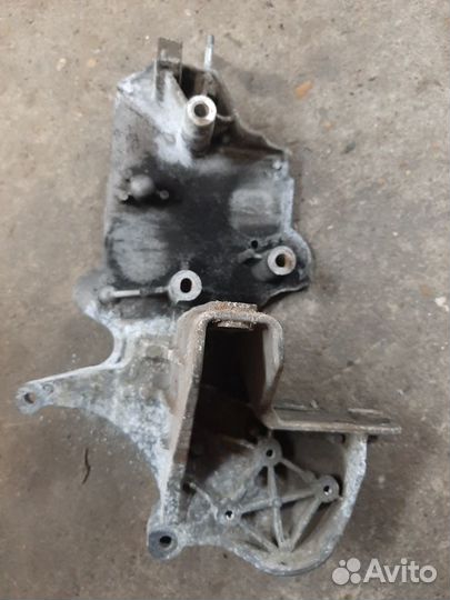 Кронштейн генератора и насоса гур Газель Волга