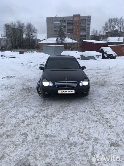 Mercedes-Benz C-класс 2.0 МТ, 2001, 330 000 км