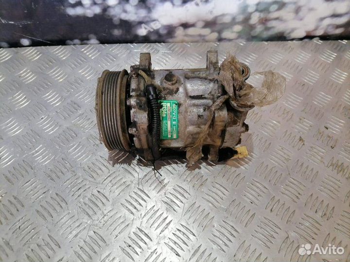 Компрессор кондиционера Peugeot 206 1.4 1998-2010