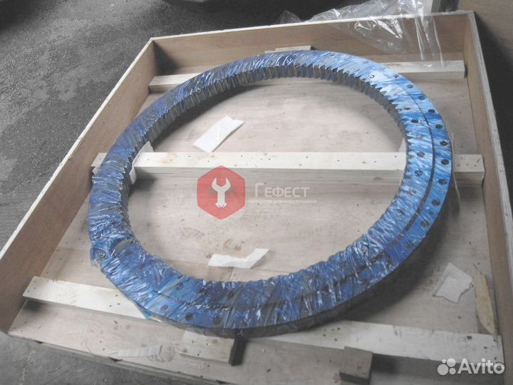 Поворотный круг Hitachi ZX70 4437132