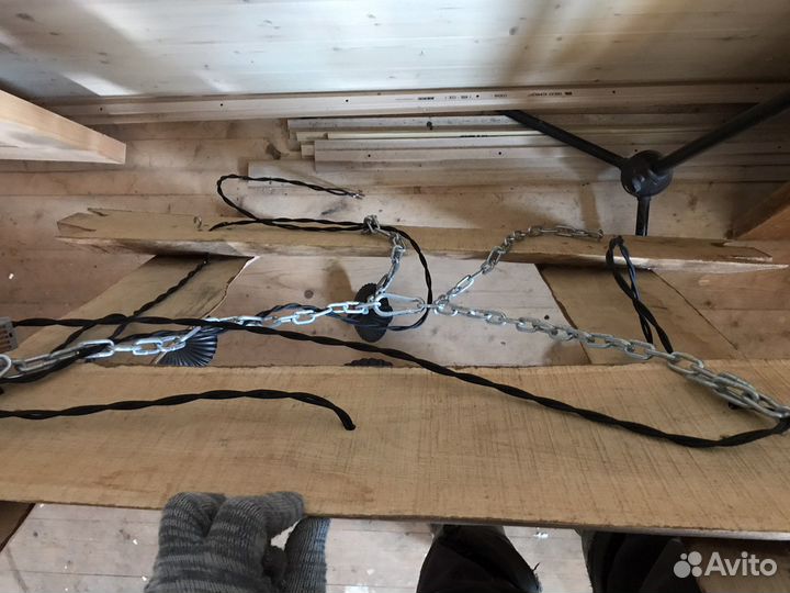 Люстра из дуба