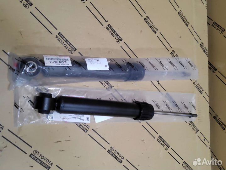 Амортизатор задний toyota camry 70 Япония