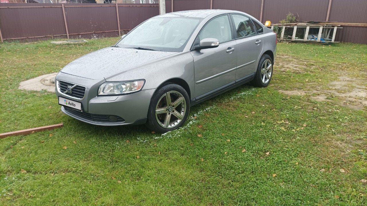 Volvo S40: фото владельца