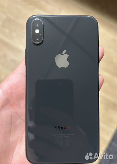 Телефон iPhone XS