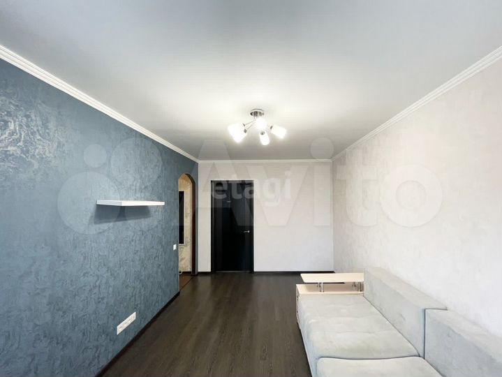 2-к. квартира, 43,6 м², 2/5 эт.