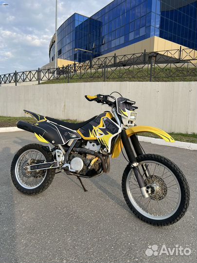 Suzuki DR-Z 400S
