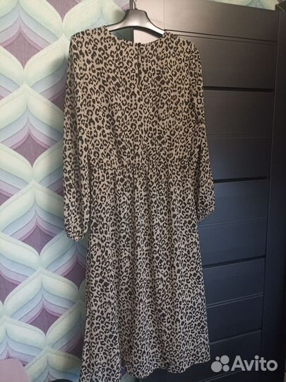 Платье новое Леопард р.48