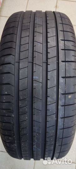Pirelli P Zero PZ4 L.S. 275/40 R18 103Y
