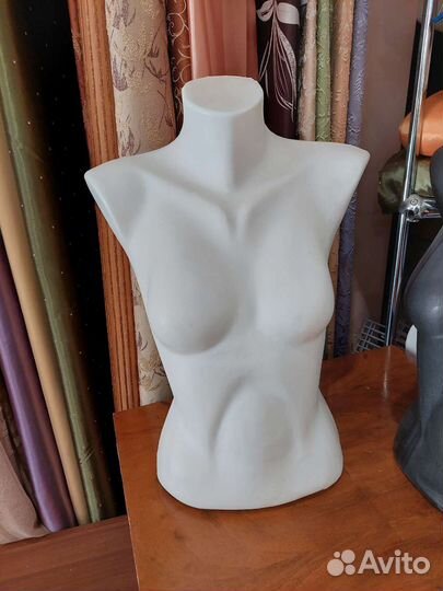 Маникен полуторс