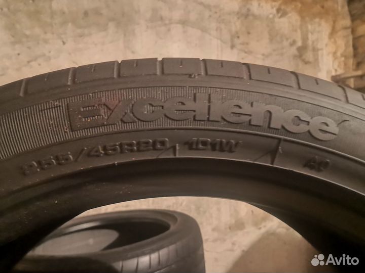 Goodyear 255 45 R20