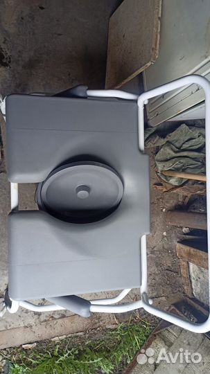 Кресло туалет для инвалидов