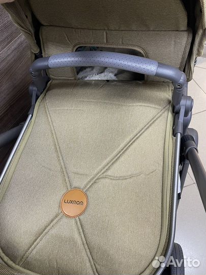 Коляска Luxmom V8 3 в 1