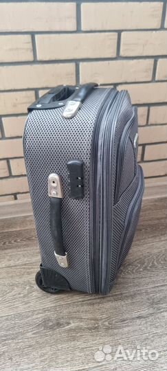 Чемодан на колесах бу