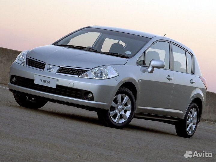 Новые стекла фар Nissan Tiida 2004-2014г.в