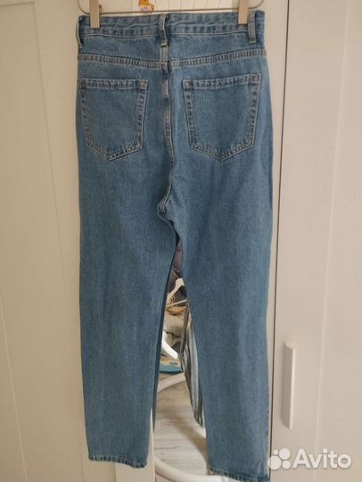 Джинсы