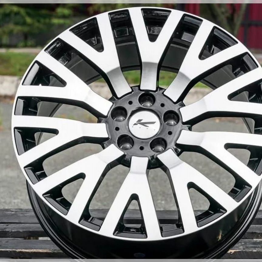 Литые диски Kahn RS-V 8.5×R20 5×114.3