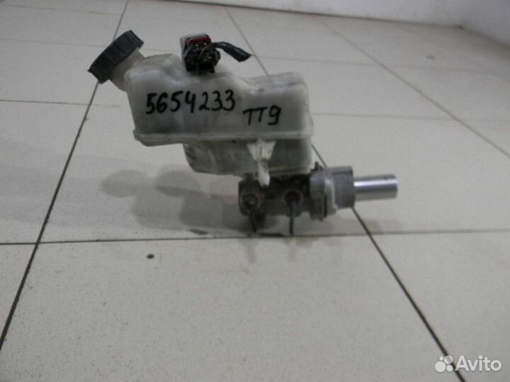 Цилиндр тормозной главный