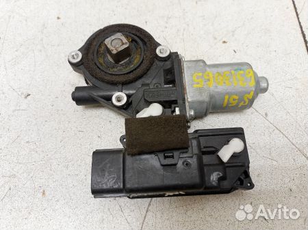 Моторчик переднего правого стеклоподъемника