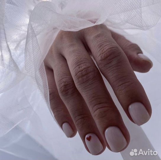 Мастер маникюра
