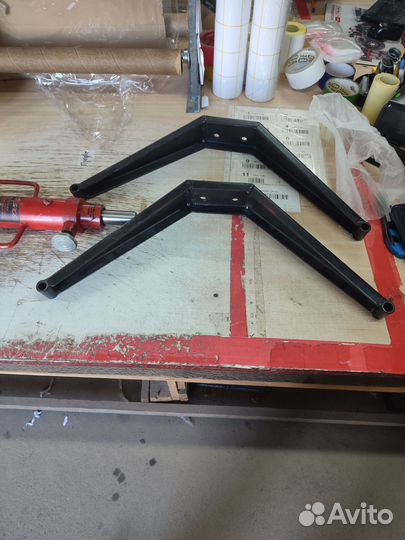 Стойка гидравлическая трансмиссионная