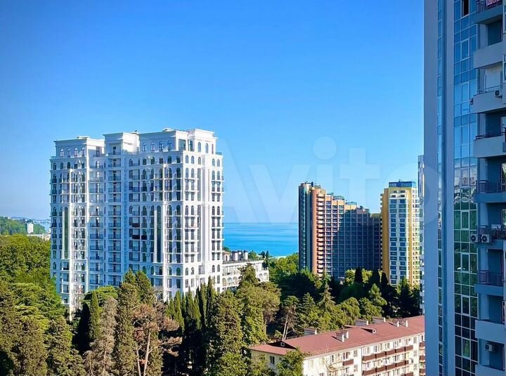 3-к. квартира, 120 м², 13/21 эт.