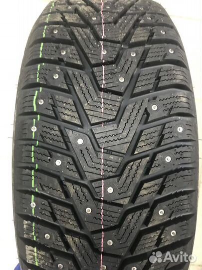 Hankook Winter i'Pike X W429A 215/55 R16 97T