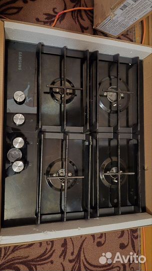 Газовая варочная панель Samsung 4 конфорки