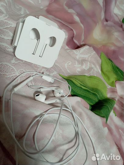 Наушники apple earpods lightning