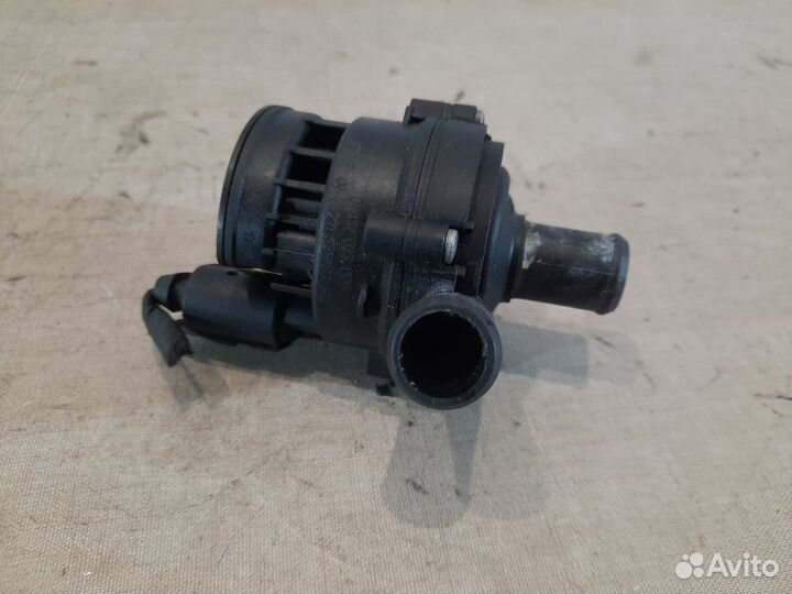 Помпа Mercedes E320 W211 112.949 2003