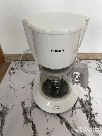 Кофеварка капельная Philips большая