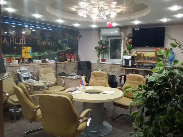 Сдам Офис, 60.6 м², Место в офисе