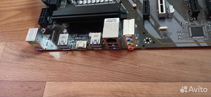 Материнская плата z390