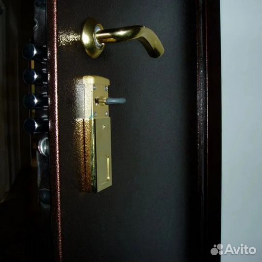 Вскрытие замков. Замена замков. Замена личинки