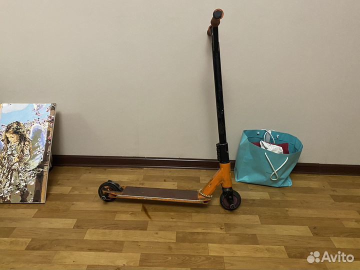 Два самоката