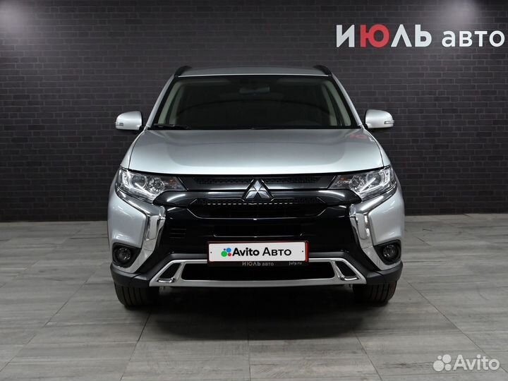 Mitsubishi Outlander 2.0 CVT, 2022, 21 718 км