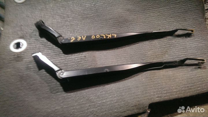 Щетка стеклоочистителя передняя Lexus Lx570 3