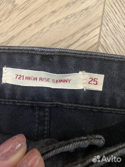 Джинсы женские levis 721 high rise skinny