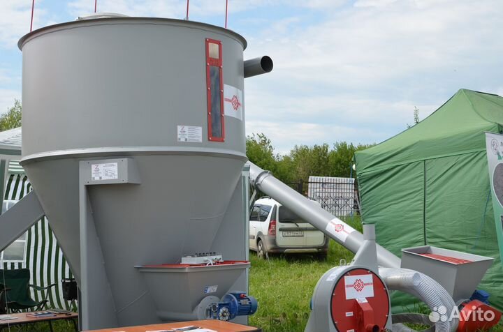 Кормосмеситель