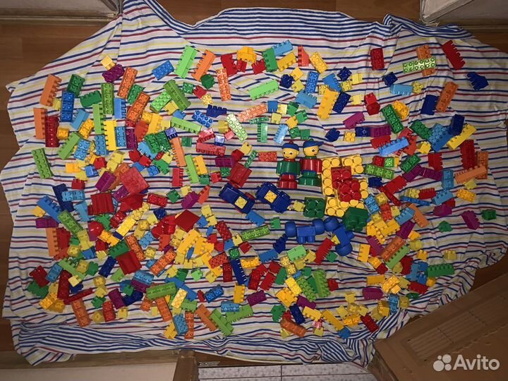 Конструктор 402 шт